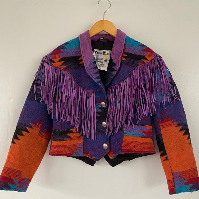 【women's】 native pattern fringe cropped wool jacket 
￥19,800-

#alaska_tokyo
#vintage
#shimokitazawa
#usedclothing
