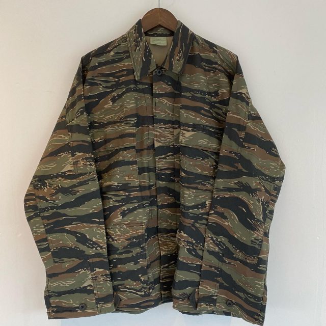 【men's】Rothco tiger camo BDU jacket
￥7,700-

#alaska_tokyo
#vintage
#shimokitazawa
#usedclothing