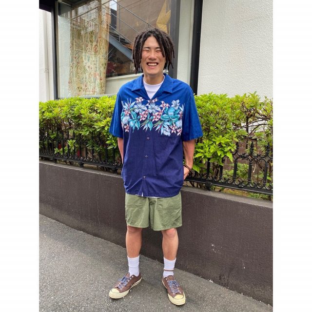 【men's】
・Norman James Hawaiian shirt
・military short pants

#alaska_tokyo
#vintage
#shimokitazawa
#usedclothing